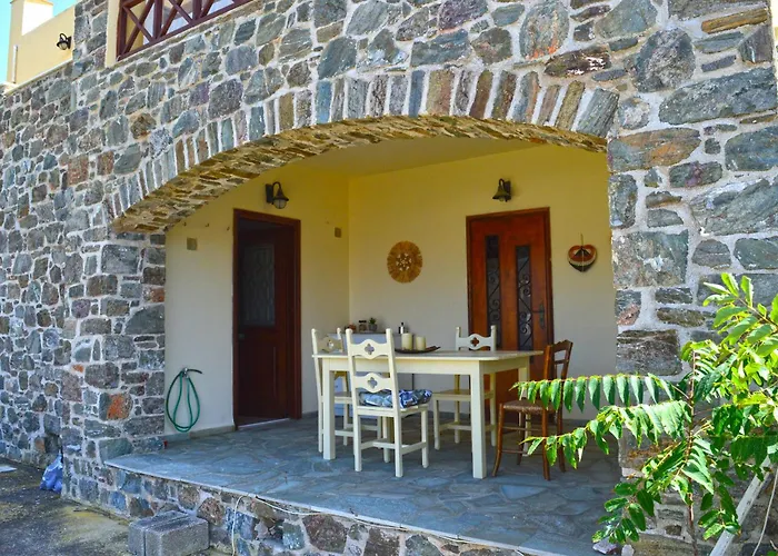 Almyra Feriehus Posidhonía